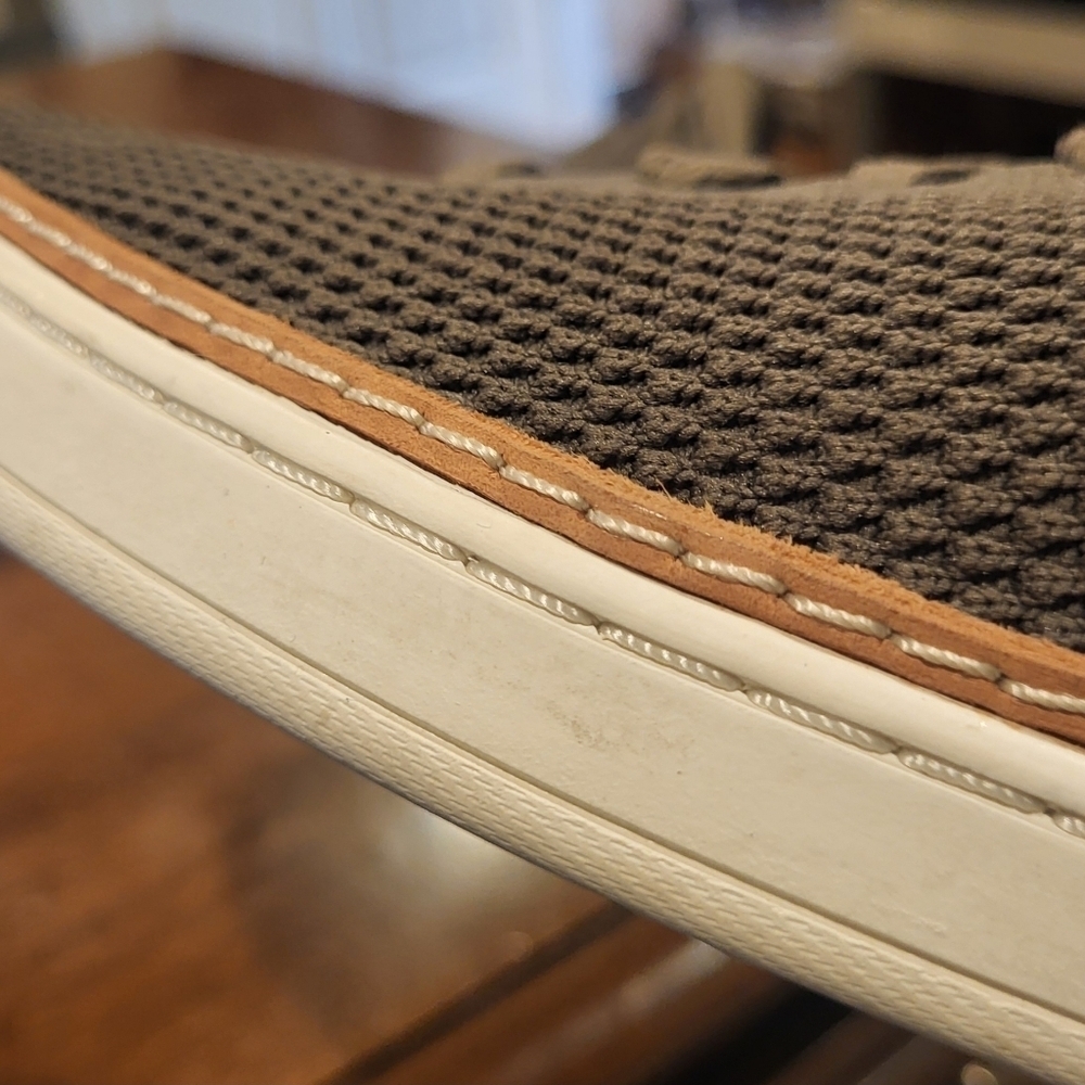 UGG Women's Sidney Sneaker USA OLIVE GREEN Knit Mesh Size 7.5 - Picture 7 of 10
